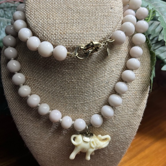 J. Crew Jewelry - Elegant Cream Beaded Necklace with Elephant Pendant 165 grams